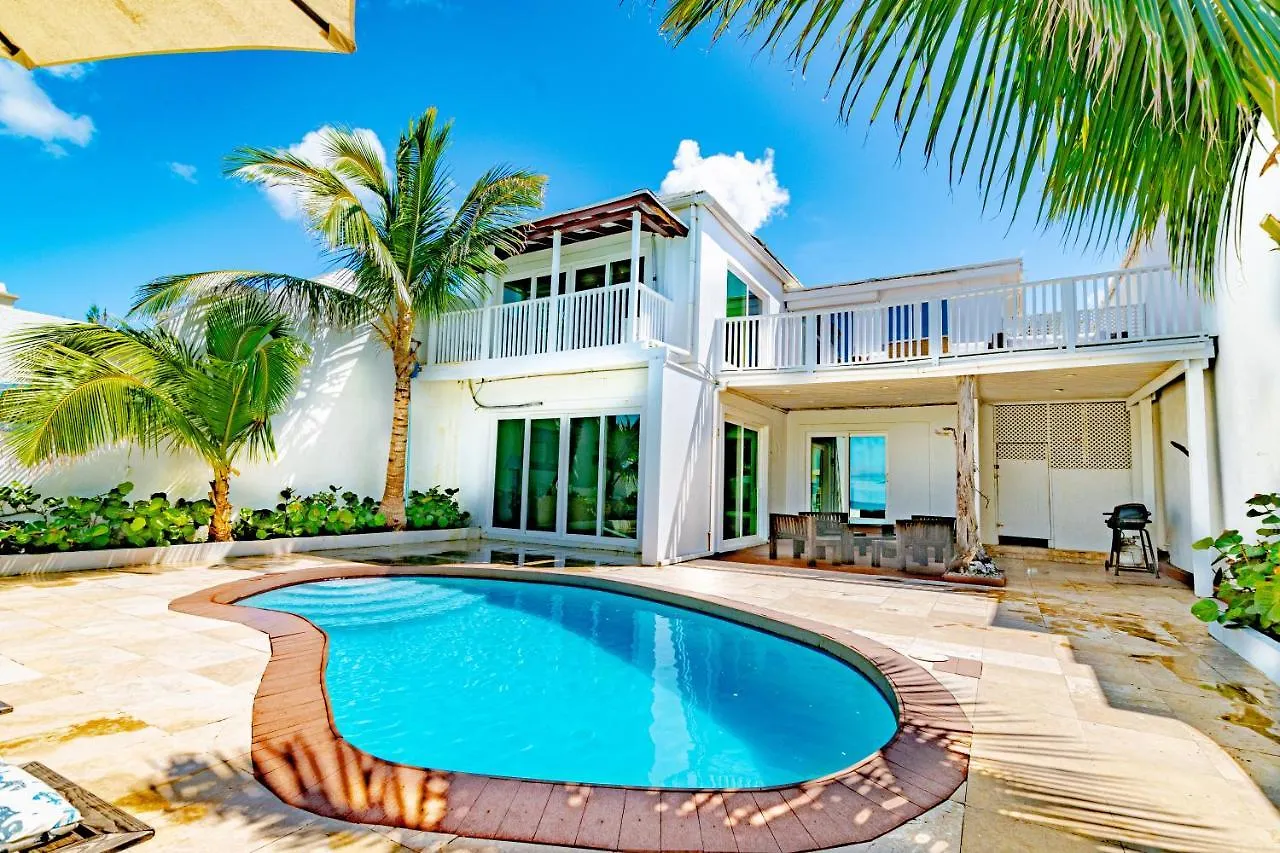 別荘 Caprice 14 - Oceanfront Villa - Gated Community With Pool ナッソー