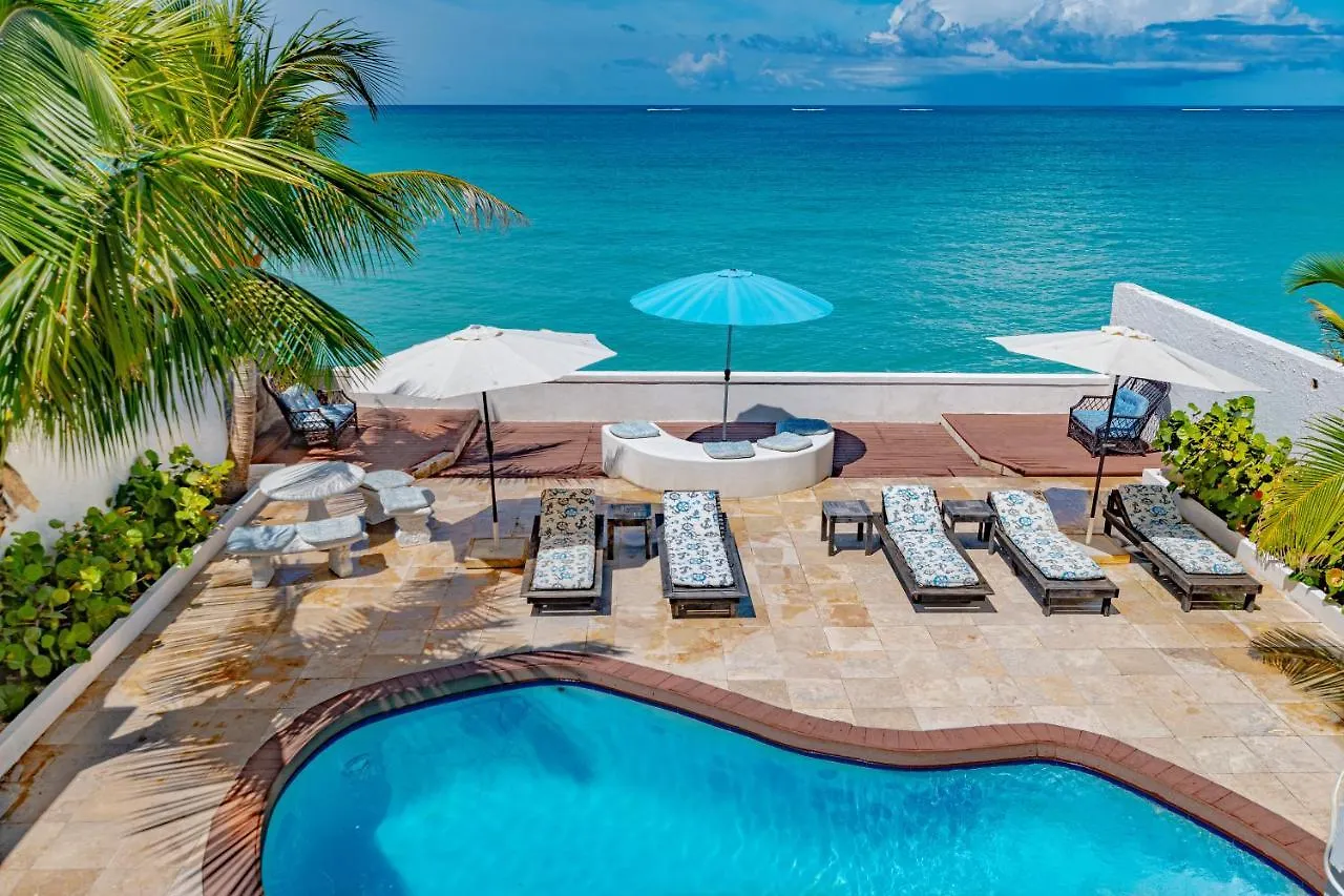 Caprice 14 - Oceanfront Villa - Gated Community With Pool ナッソー 0*,  バハマ