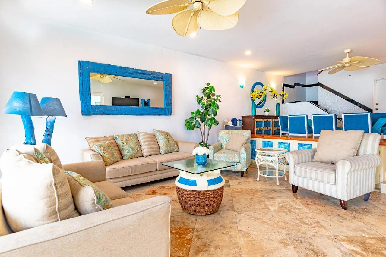 Caprice 14 - Oceanfront Villa - Gated Community With Pool ナッソー 0*,